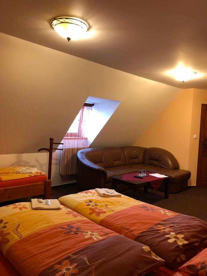 Hotel Penzion Kelt Zátor Esterno foto