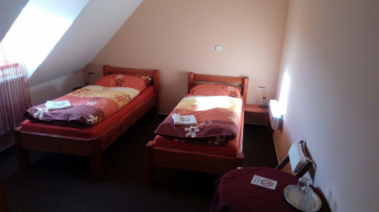 Hotel Penzion Kelt Zátor Esterno foto